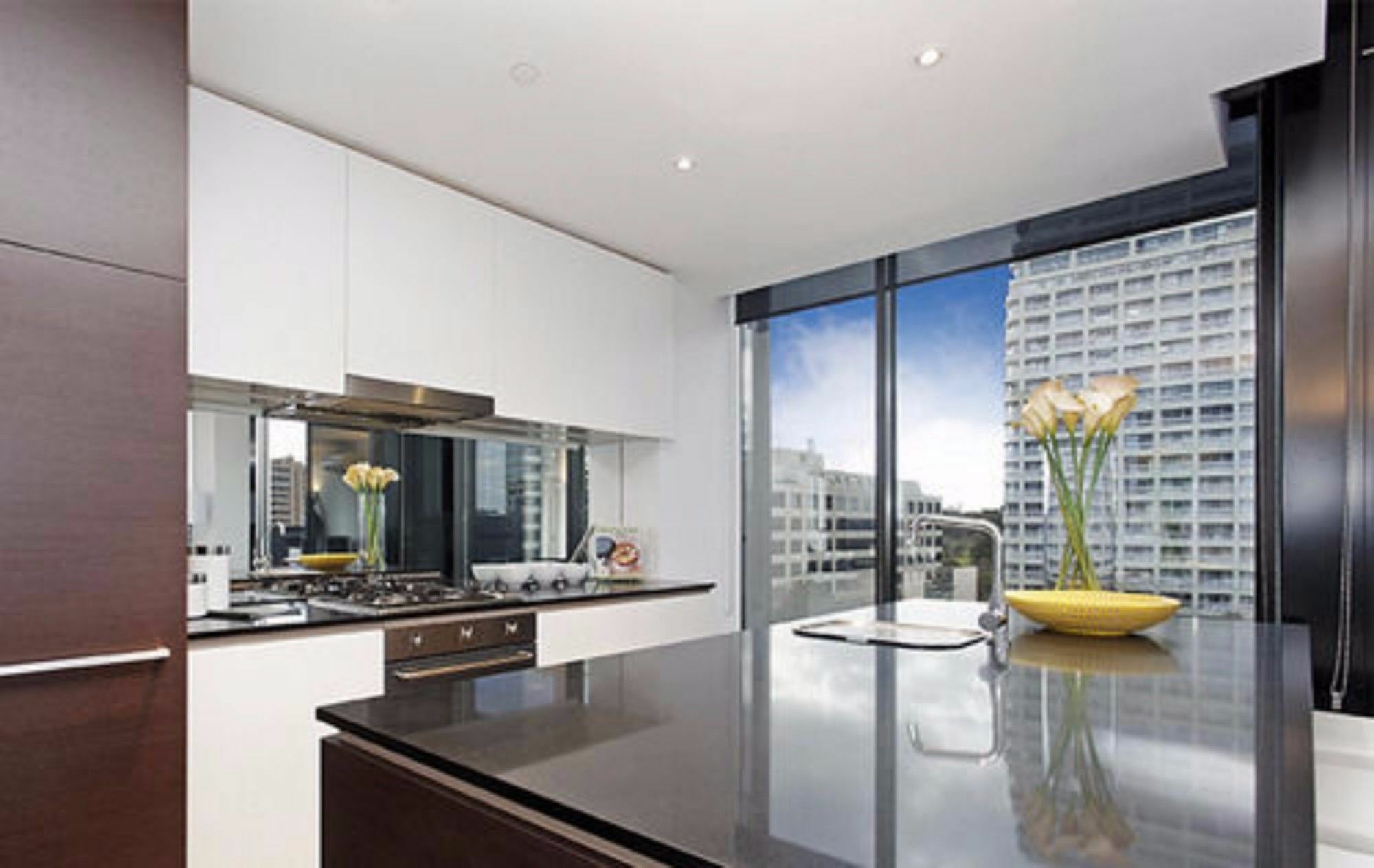 Wyndel Apartments - St Kilda Views Melbourne Exterior photo